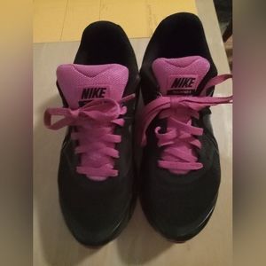 Nike AirMax Women's shoes Size 10